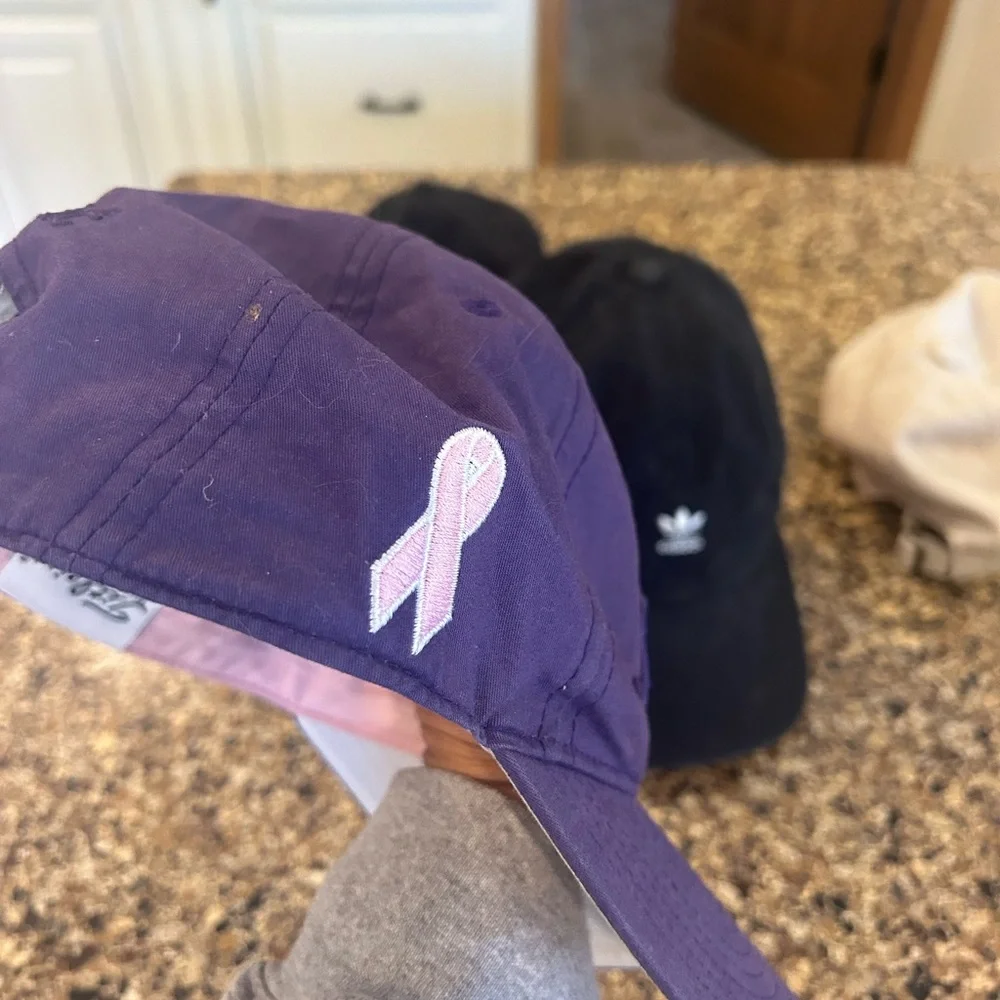 Titleist Purple Cap - Picture 2 of 3